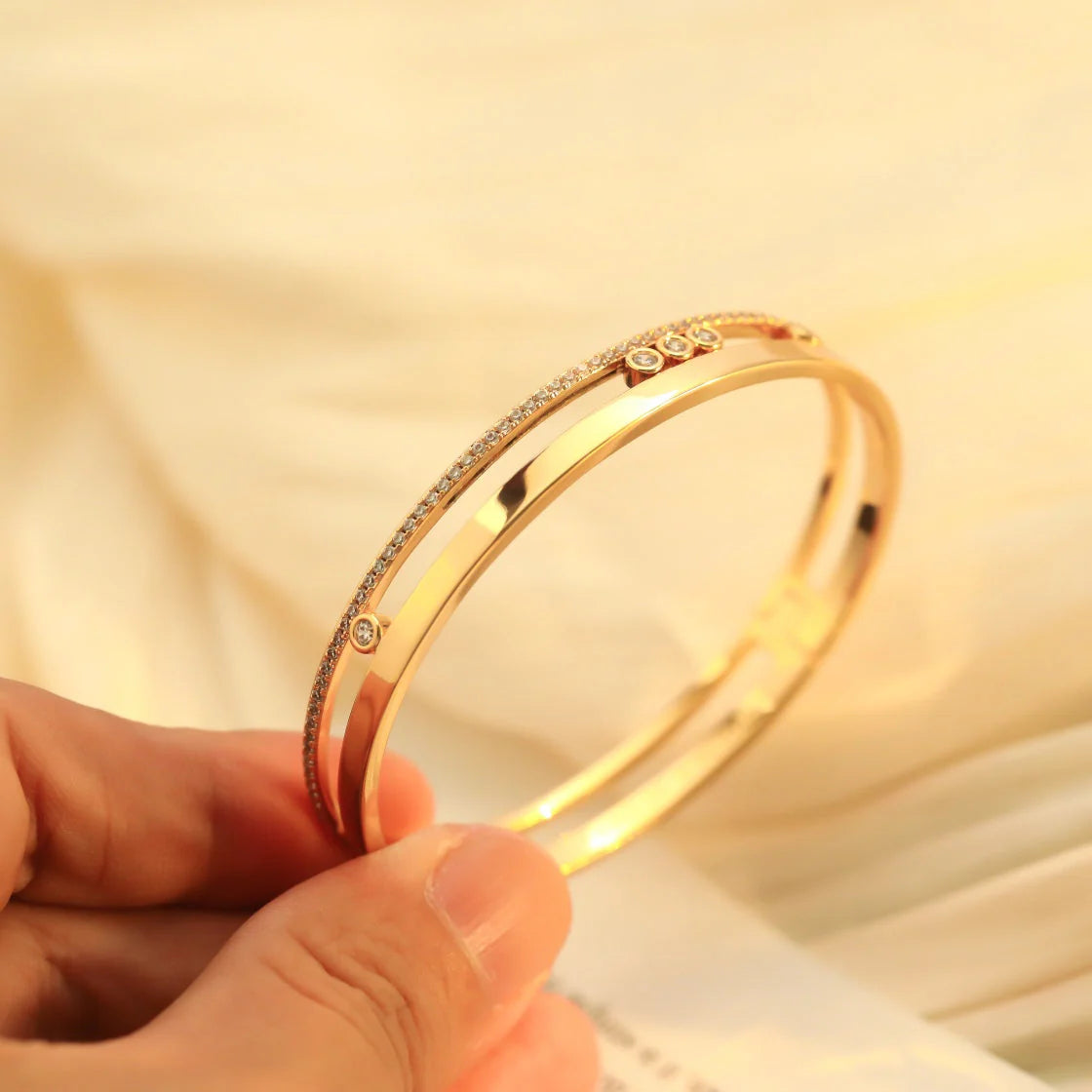[Eterna Jewels]Move Romane Diamond Bangle Bracelet