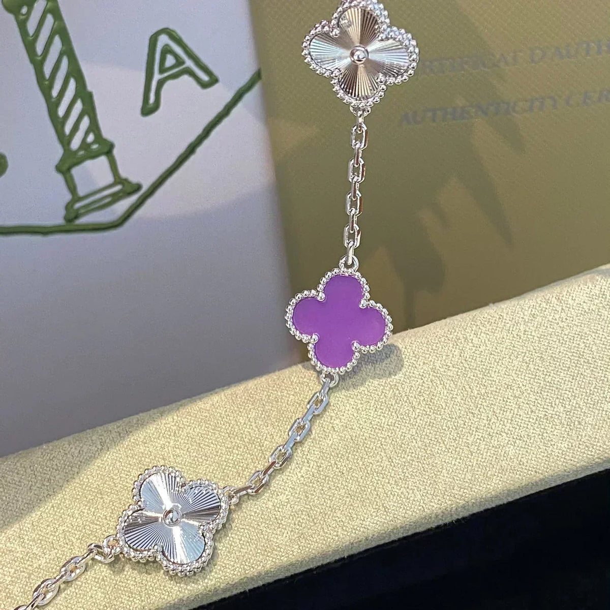 [Eterna Jewels] CLOVER 5 MOTIF VIOLET BRACELET COLLECTION