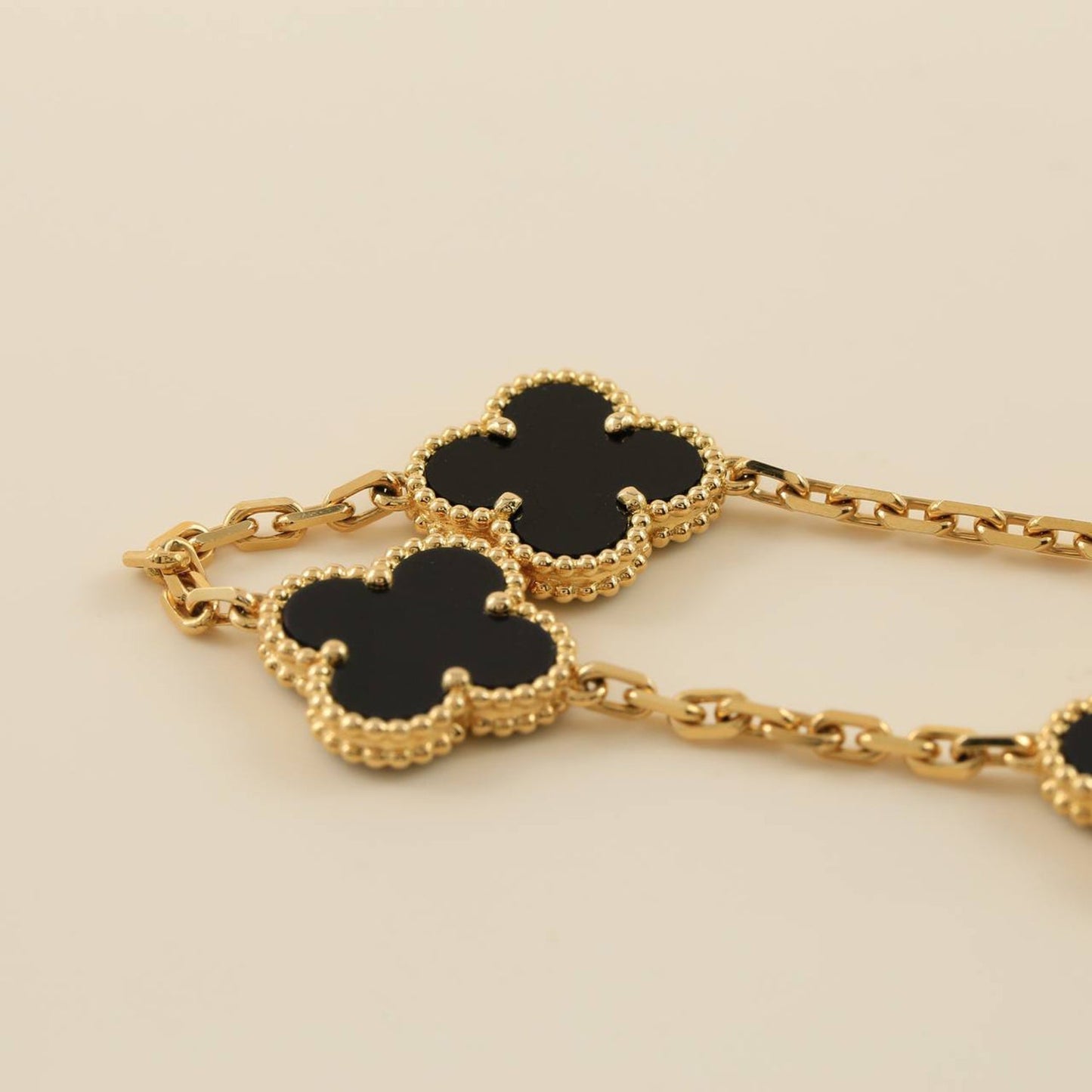 [Eterna Jewels] CLOVER 5 MOTIF ONYXS BRACELET COLLECTION