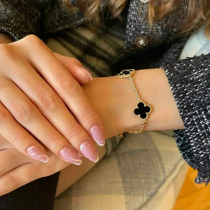 [Eterna Jewels] CLOVER 5 MOTIF ONYXS BRACELET COLLECTION