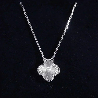 [Eterna Jewels]CLOVER  15MM DIAMOND LASER NECKLACE SILVER