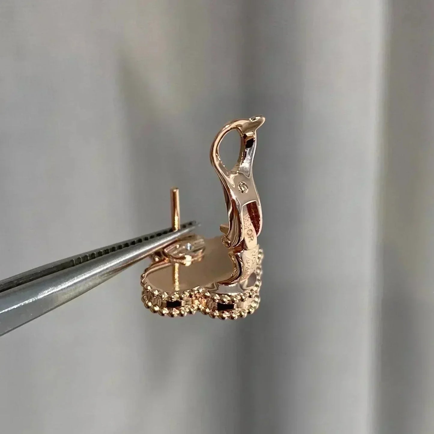 [Eterna Jewels]CLOVER MEDIUM 1 MOTIFS  PINK MOP DIAMOND EARRINGS