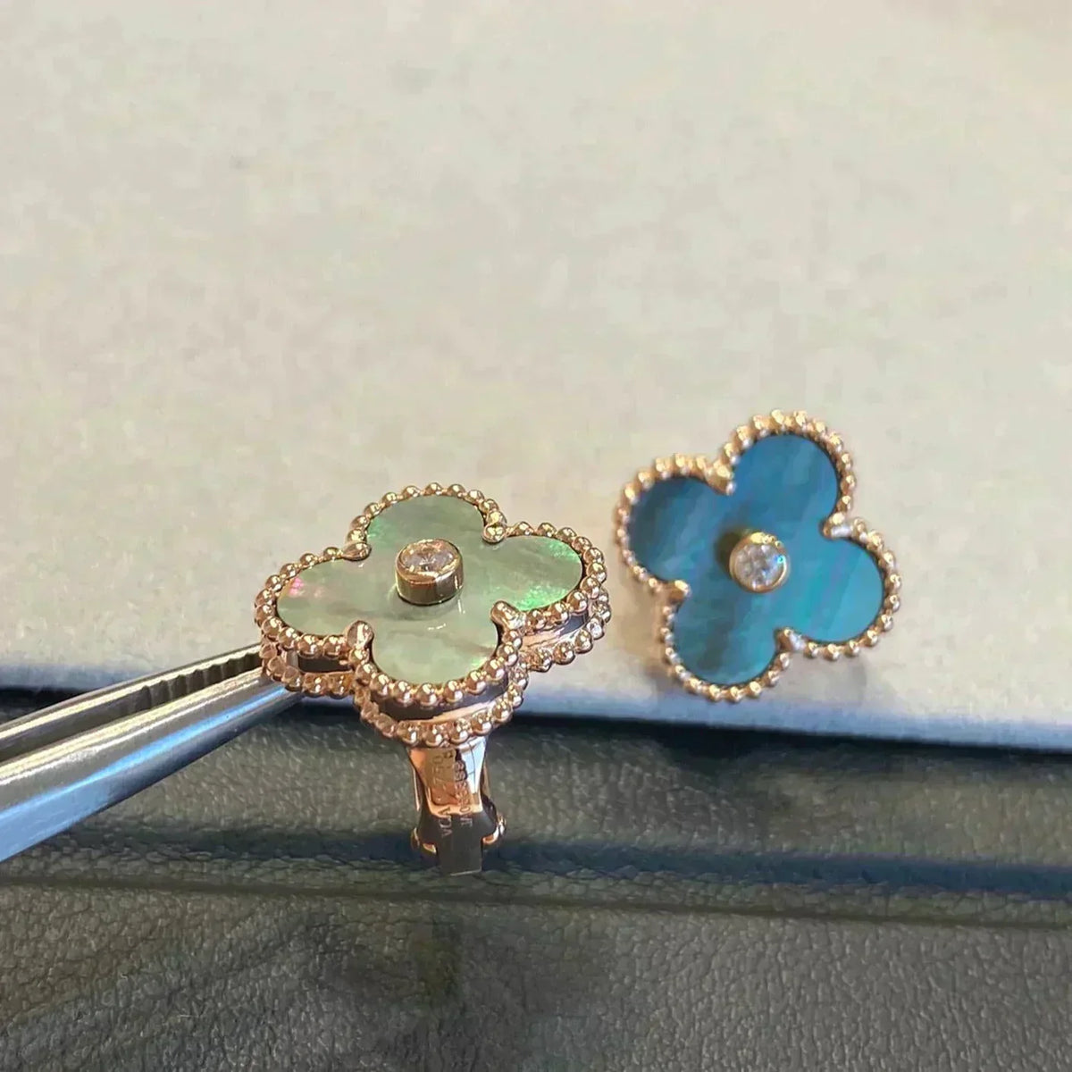 [Eterna Jewels]CLOVER MEDIUM 1 MOTIFS GRAY MOP  DIAMOND EARRINGS