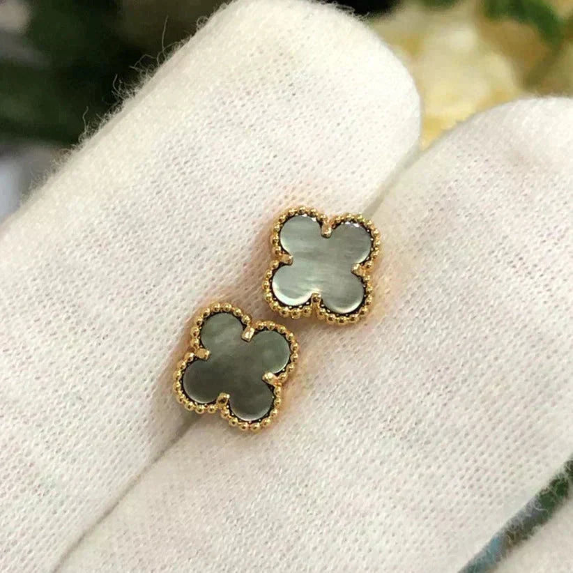 [Eterna Jewels]CLOVER MINI 9.5MM GRAY MOP EARRINGS