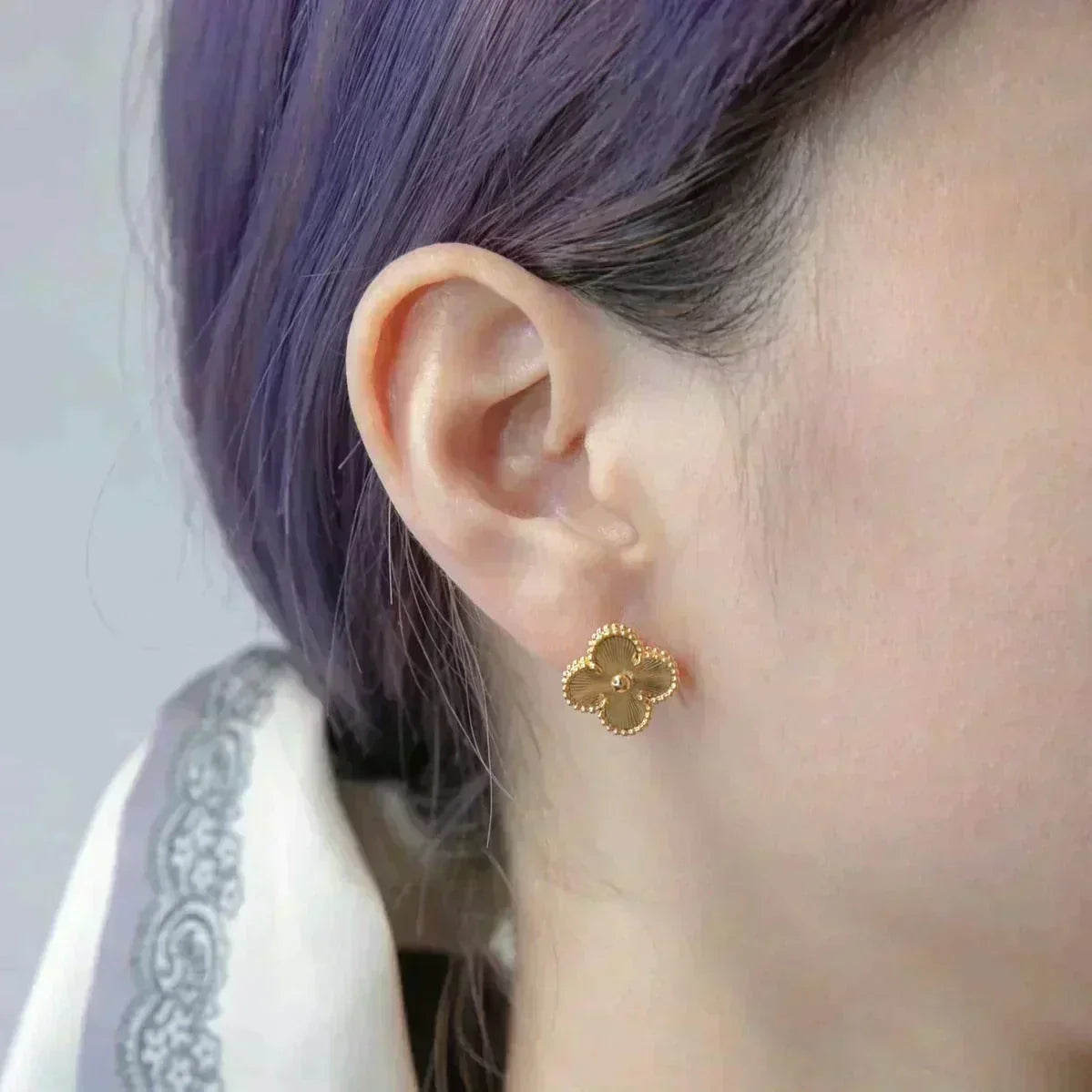 [Eterna Jewels]CLOVER MEDIUM 1 MOTIFS LASER EARRINGS