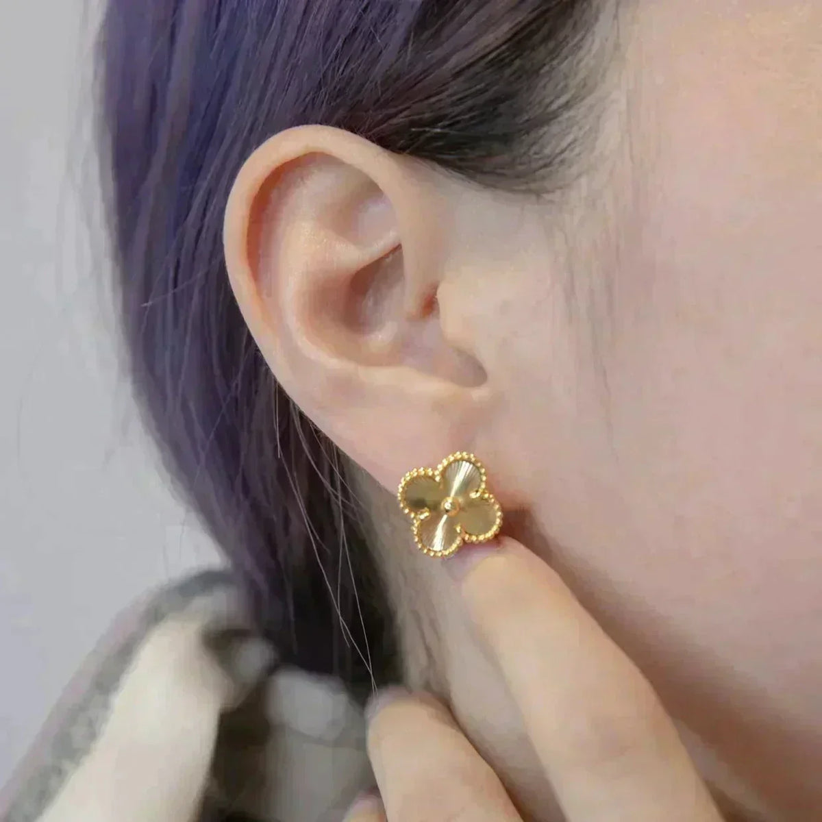 [Eterna Jewels]CLOVER MEDIUM 1 MOTIFS LASER EARRINGS