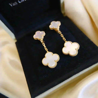 [Eterna Jewels]CLOVER 2 MOTIF WHITE MOP EARRINGS