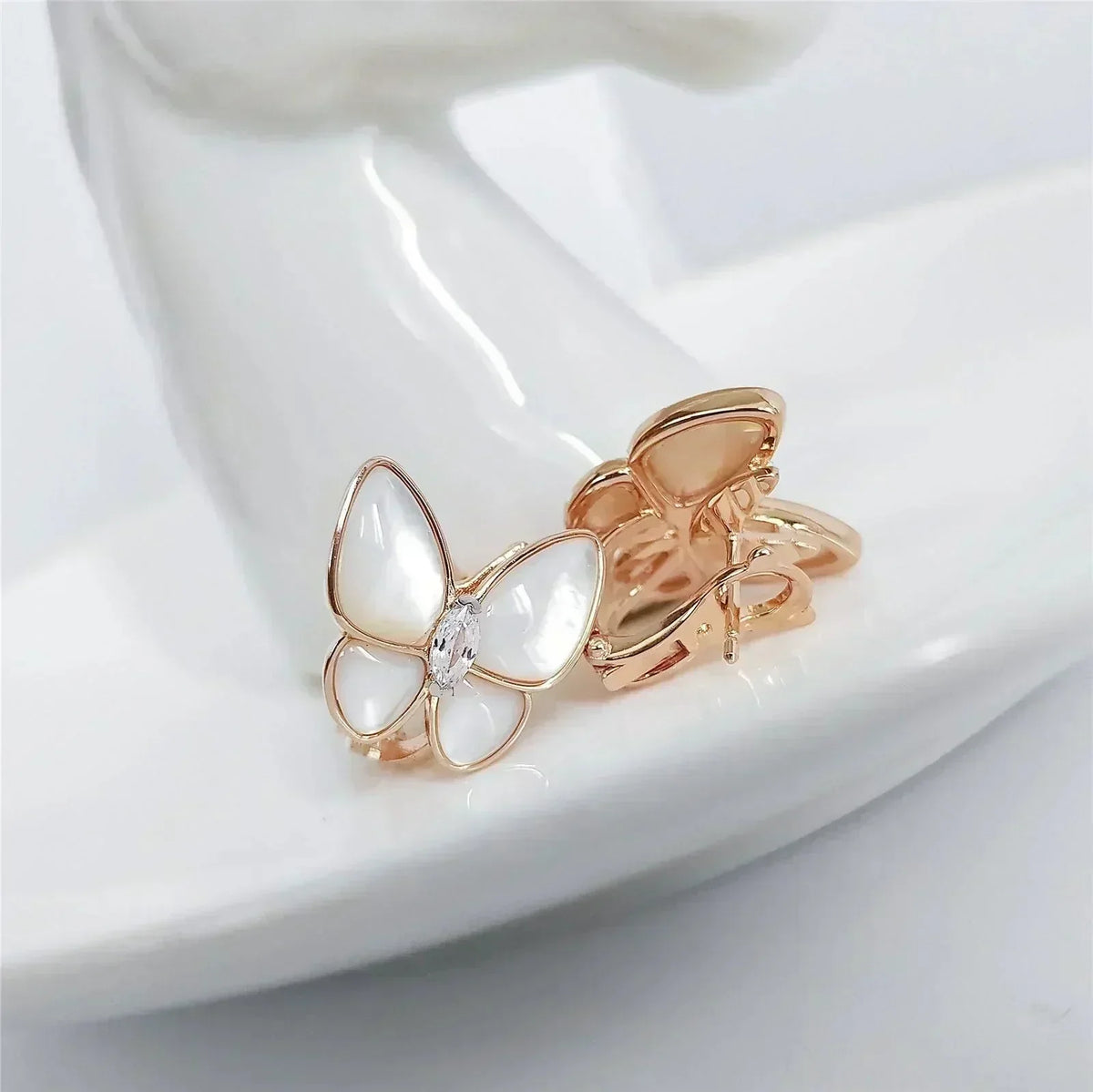 [Eterna Jewels]BUTTERFLY MOP DIAMOND EARRINGS