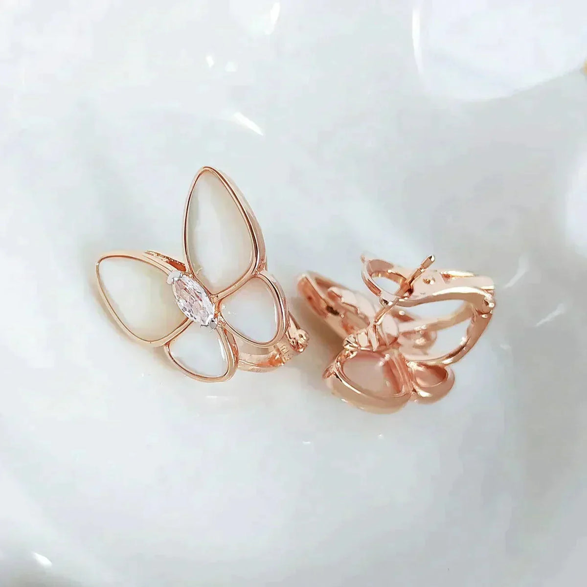 [Eterna Jewels]BUTTERFLY MOP DIAMOND EARRINGS