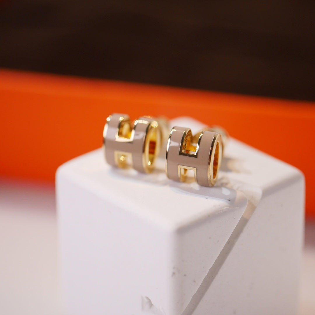 [Eterna Jewels]MINI POP H GOLD EARRINGS GREY