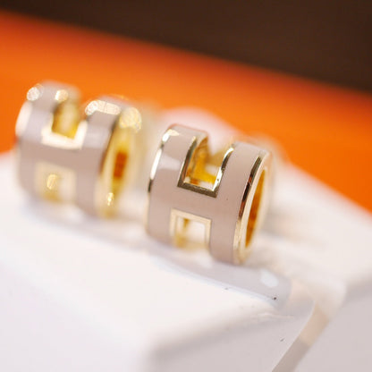 [Eterna Jewels]MINI POP H GOLD EARRINGS GREY