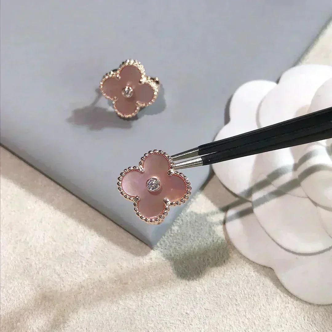 [Eterna Jewels]CLOVER MEDIUM 1 MOTIFS  PINK MOP DIAMOND EARRINGS