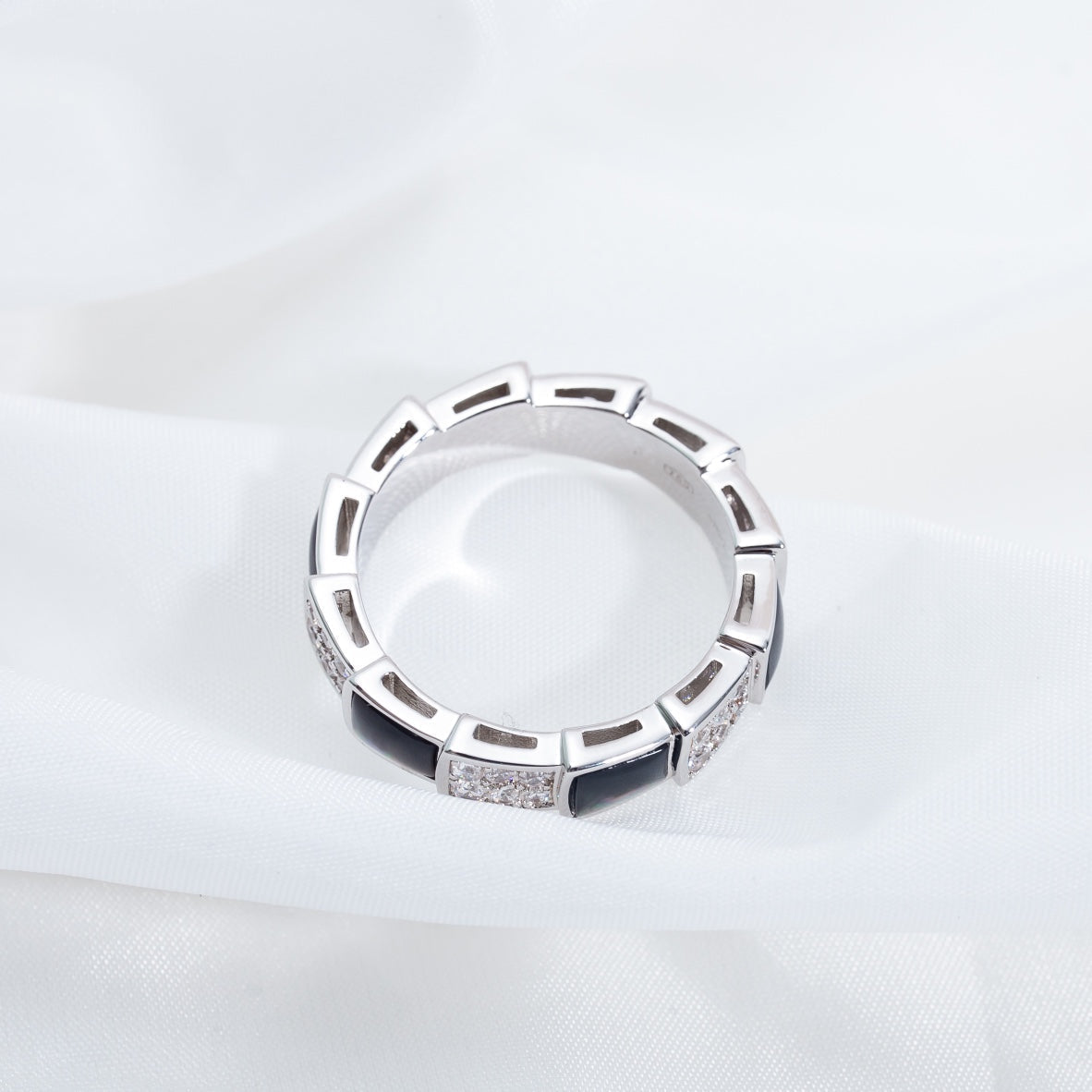 [Eterna Jewels]SERPENTI RING SILVER DIAMOND BLACK MOP 4MM
