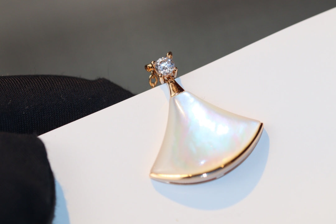 [Eterna Jewels]DREAM NECKLACE WHITE MOP PINK GOLD 1 DIAMOND