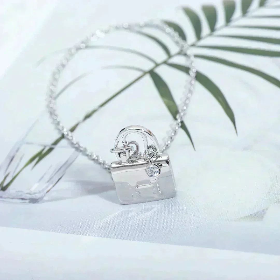 [Eterna Jewels]AMULETTE PEDANT SILVER NECKLACE