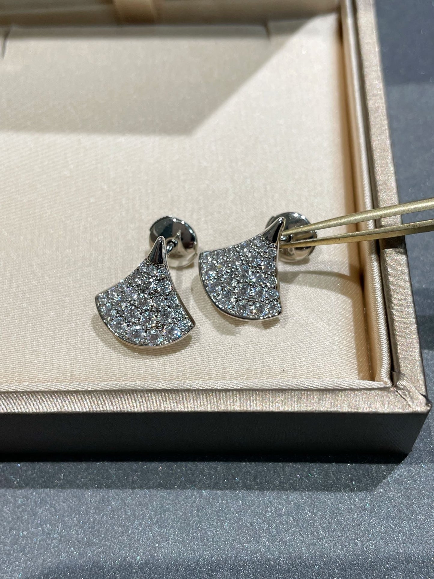 [Eterna Jewels]DREAM STUD EARRINGS DIAMOND