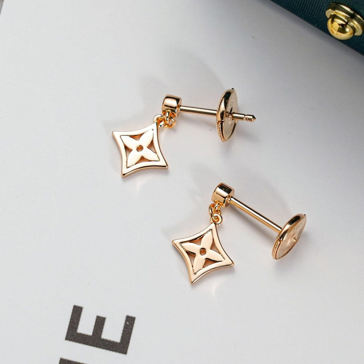 [Eterna Jewels]STAR EARRINGS GOLD
