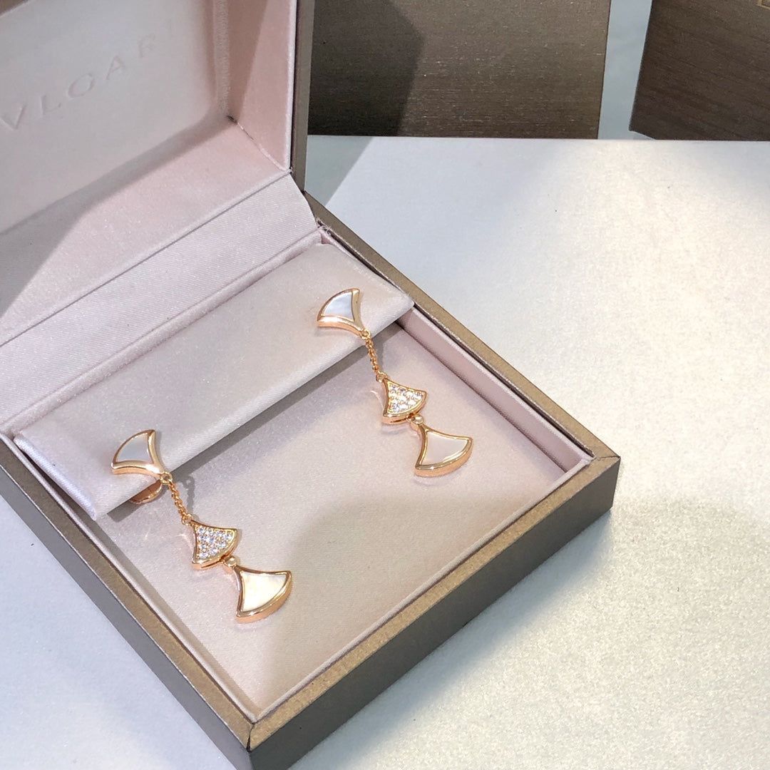 [Eterna Jewels]DREAM EARRINGS 3 MOTIFS DIAMOND MOP PINK GOLD
