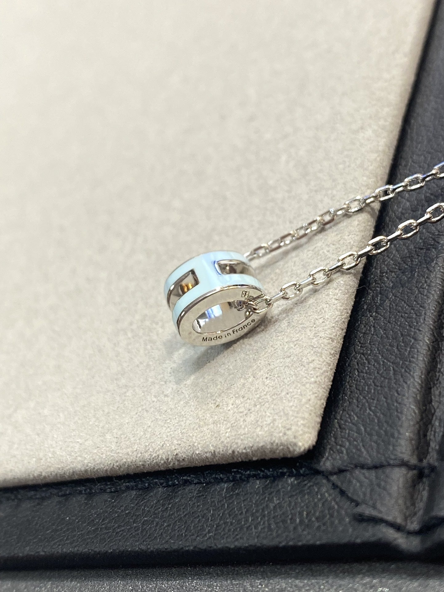 [Eterna Jewels]POP H LIGHT BLUE NECKLACE