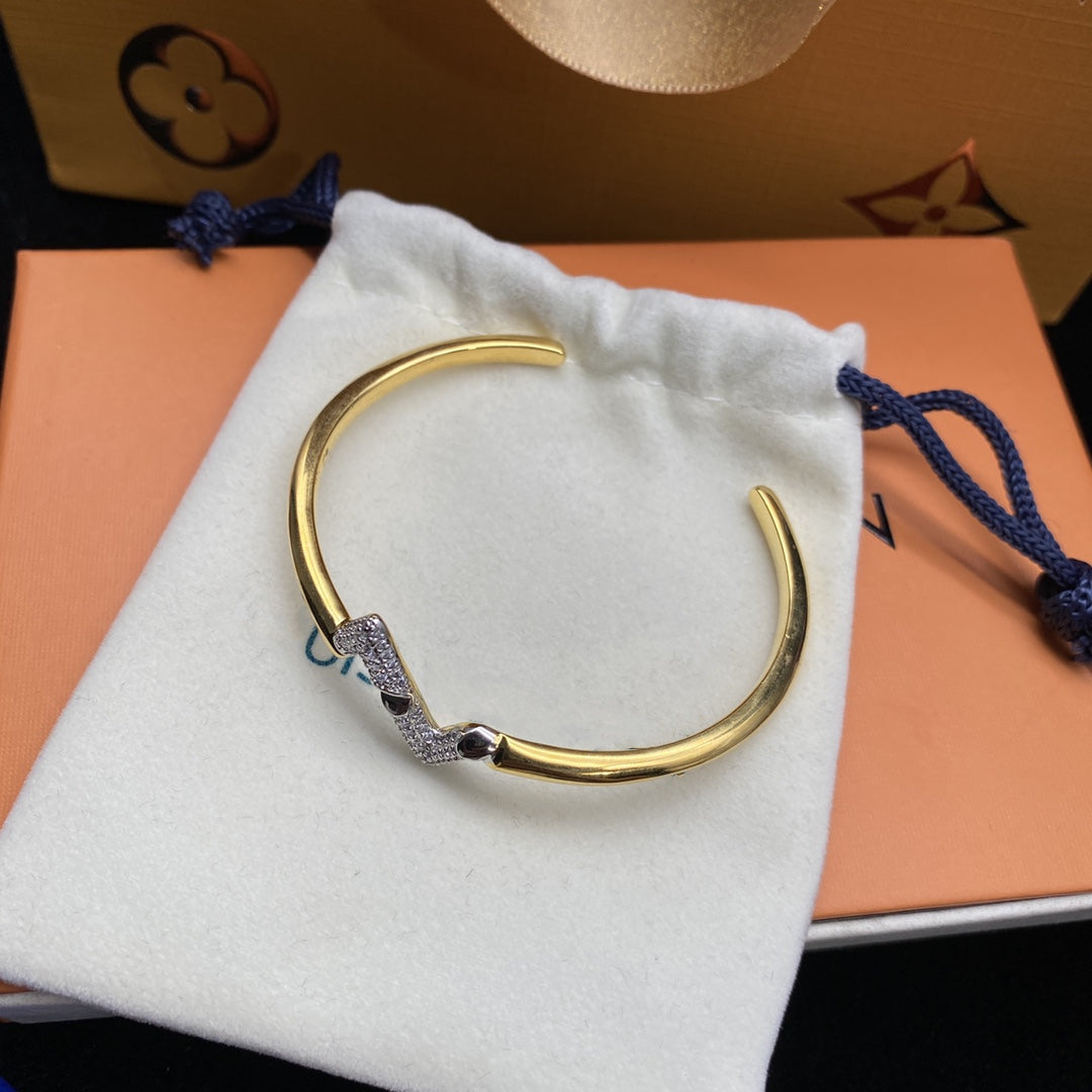 [Eterna Jewels]VOLTE UPSITE DOWN DIAMOND GOLD OPEN BRACELET