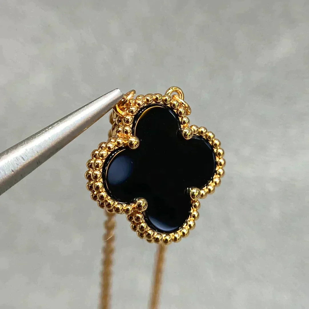 [Eterna Jewels]CLOVER 15MM BLACK ONYX SINGLE FLOWER NECKLACE