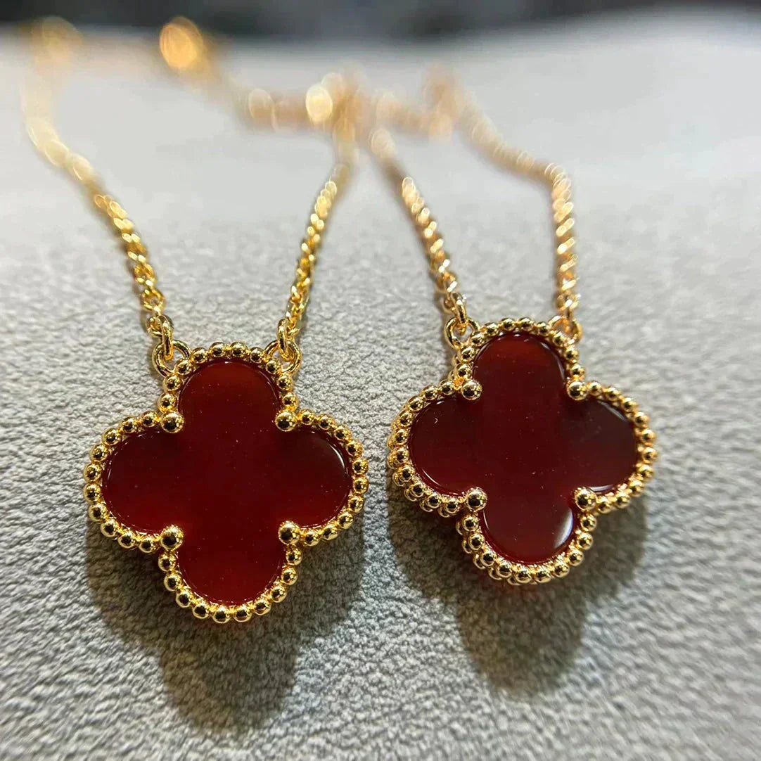 [Eterna Jewels]CLOVER 15MM CARNELIAN SINGLE FLOWER NECKLACE