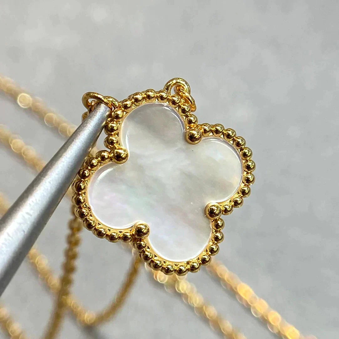 [Eterna Jewels]CLOVER 15MM WHITE MOTHER-OF-PEARL GOLD NECKLACE