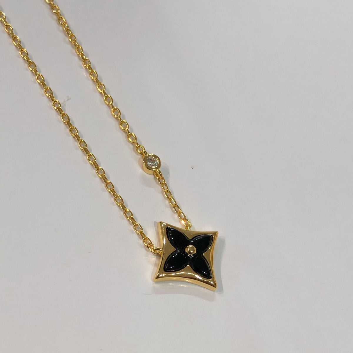 [Eterna Jewels]STAR BLACK MOP NECKLACE