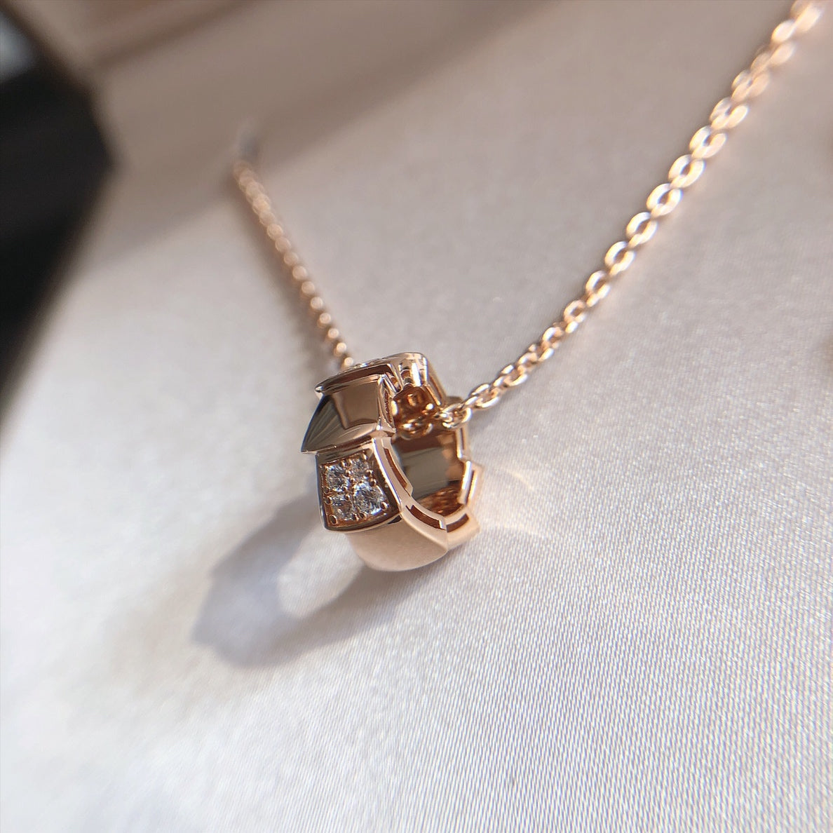 [Eterna Jewels]SERPENTI PEDANT DIAMOND PINK GOLD NECKLACE
