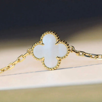 [Eterna Jewels]CLOVER 20 MOTIFS WHITE MOP NECKLACE