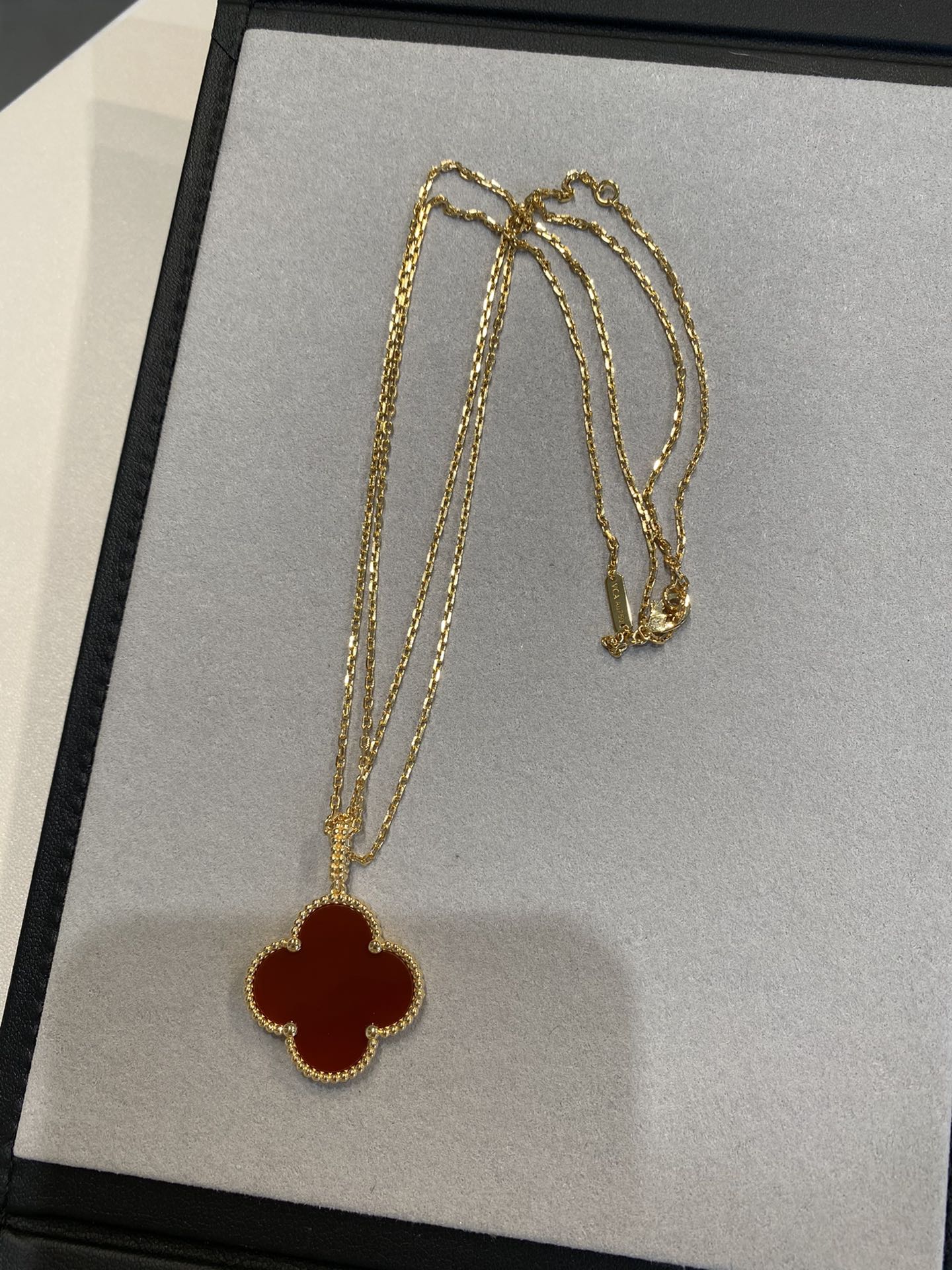 [Eterna Jewels]CLOVER 25MM NECKLACE GOLD CARNELIAN