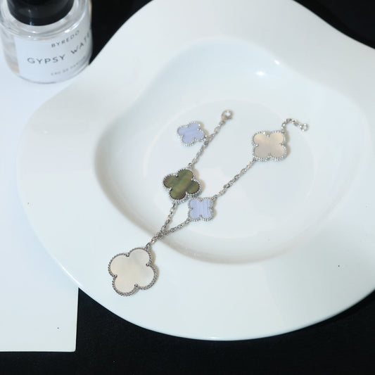 [Eterna Jewels]CLOVER BRACELET 5 MOTIFS MOP CHALCEDONY SILVER