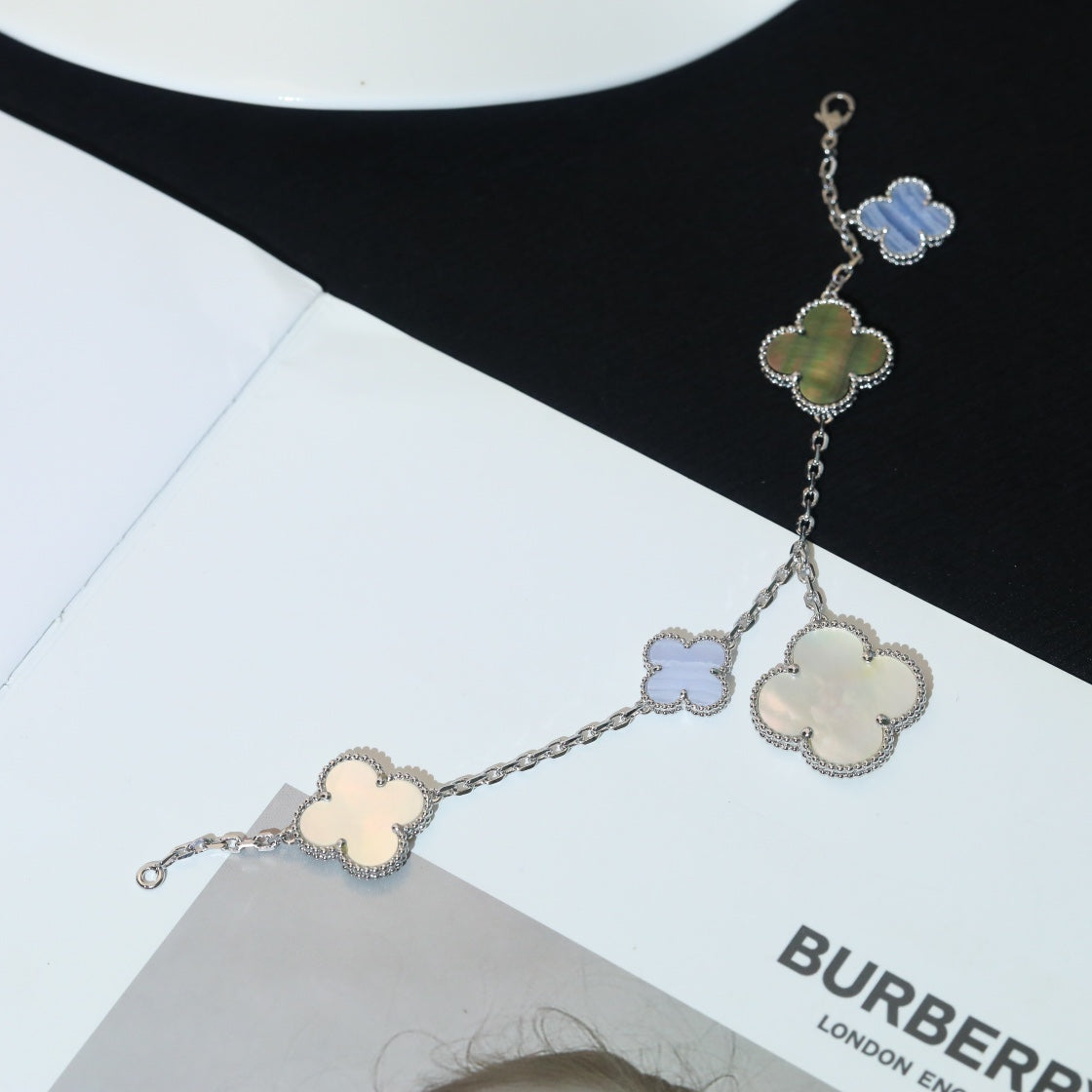 [Eterna Jewels]CLOVER BRACELET 5 MOTIFS MOP CHALCEDONY SILVER