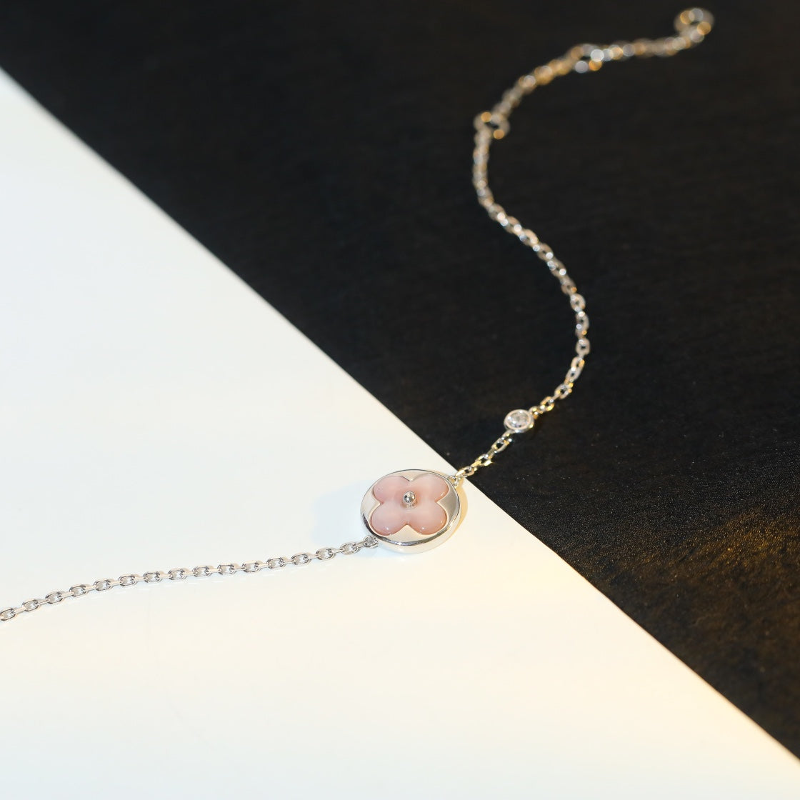 [Eterna Jewels]SUN MOTIF PINK MOP SILVER BRACELET