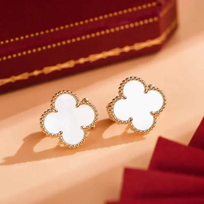 [Eterna Jewels]CLOVER MEDIUM 1 MOTIFS  WHITE MOP STUD EARRINGS