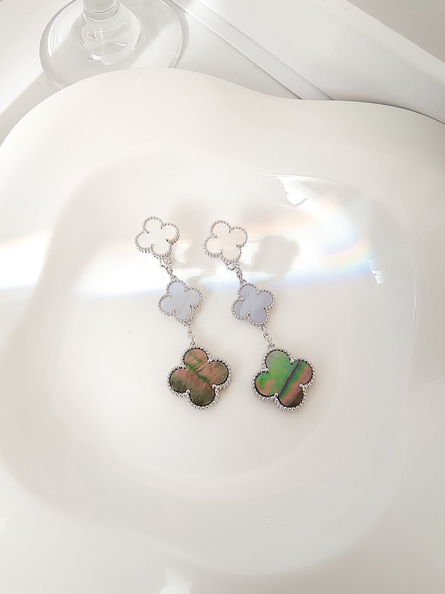 [Eterna Jewels]CLOVER 3 MOTIFS CHALCEDONY DARK MOP SILVER EARRINGS