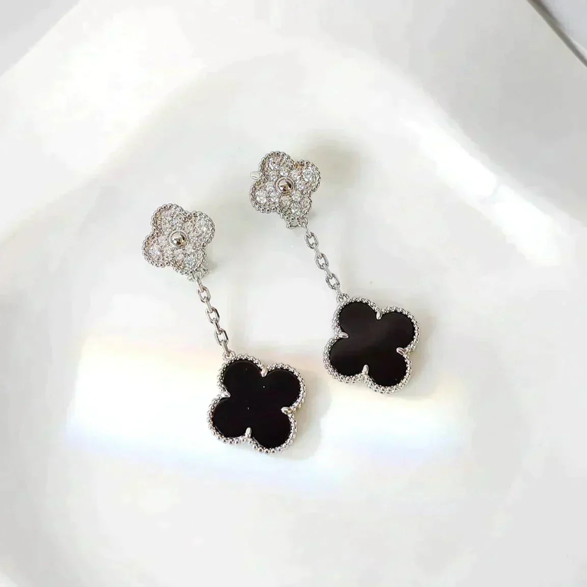 [Eterna Jewels]CLOVER 2 MOTIFS  DIAMOND ONYX EARRINGS SILVER