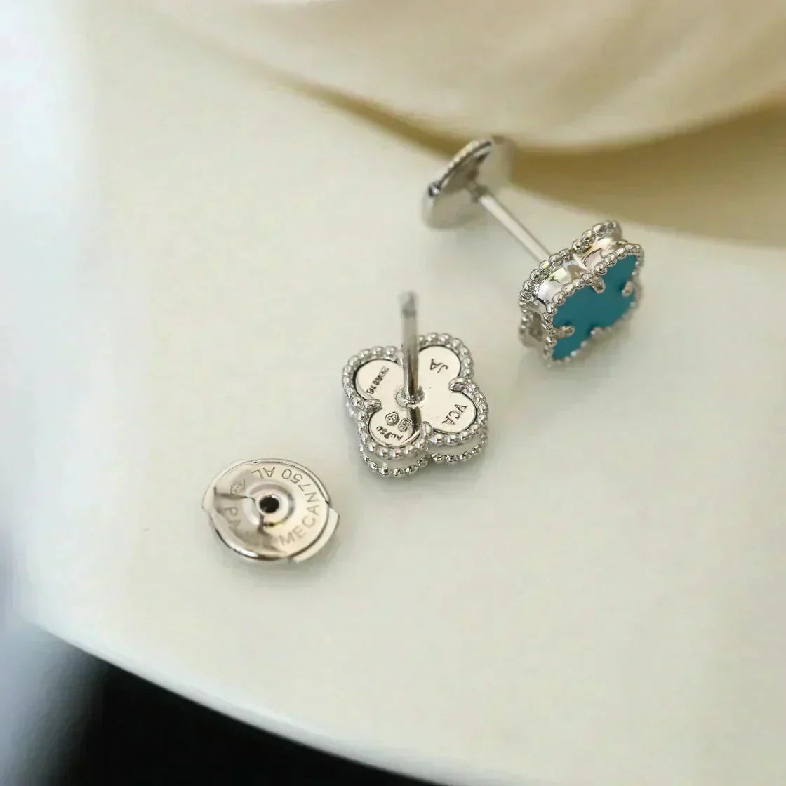 [Eterna Jewels]CLOVER MINI 9.5MM ONYX STUD EARRINGS SILVER