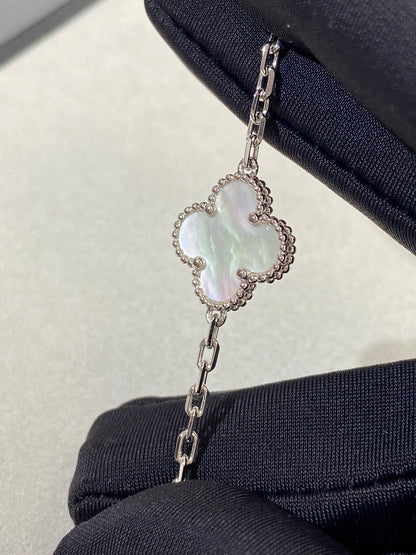 [Eterna Jewels]CLOVER WHITE PEARL MOP 5 MOTIF BRACELET COLLECTION