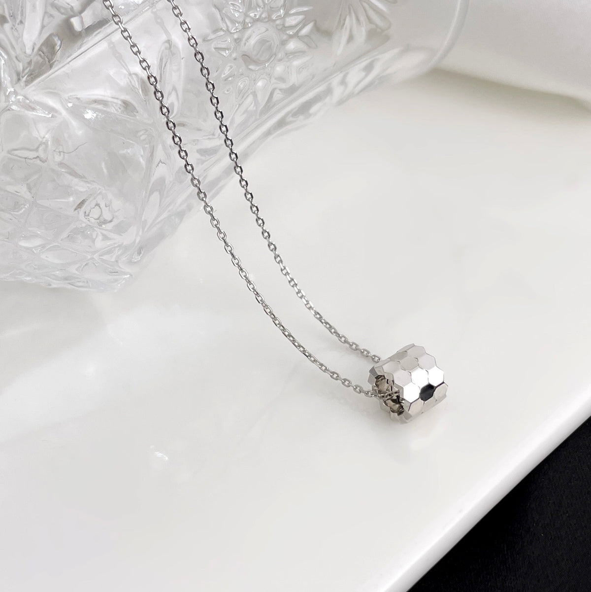 [Eterna Jewels]BEE MINI NECKLACE
