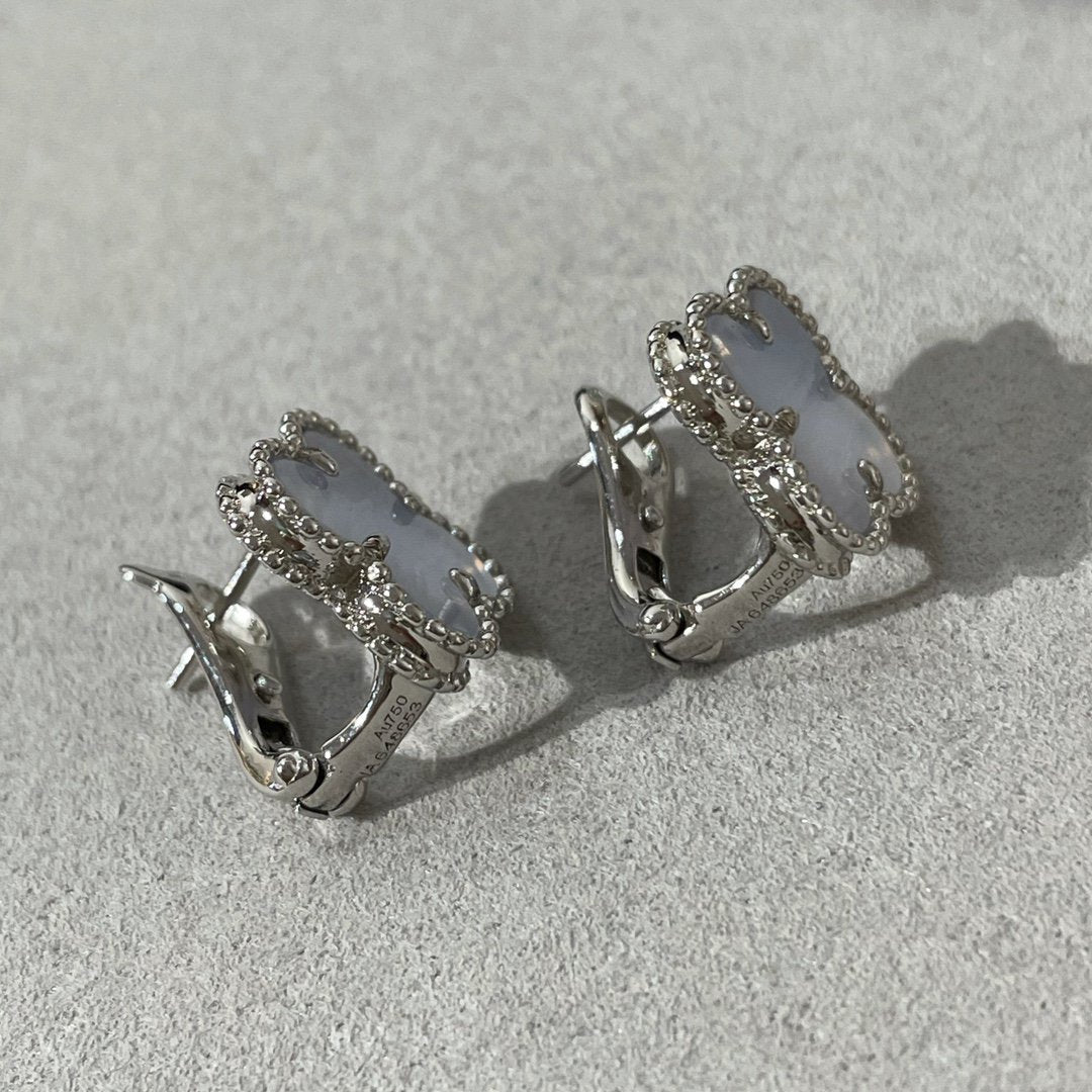 [Eterna Jewels]CLOVER CHALCEDONY SILVER STUD EARRINGS