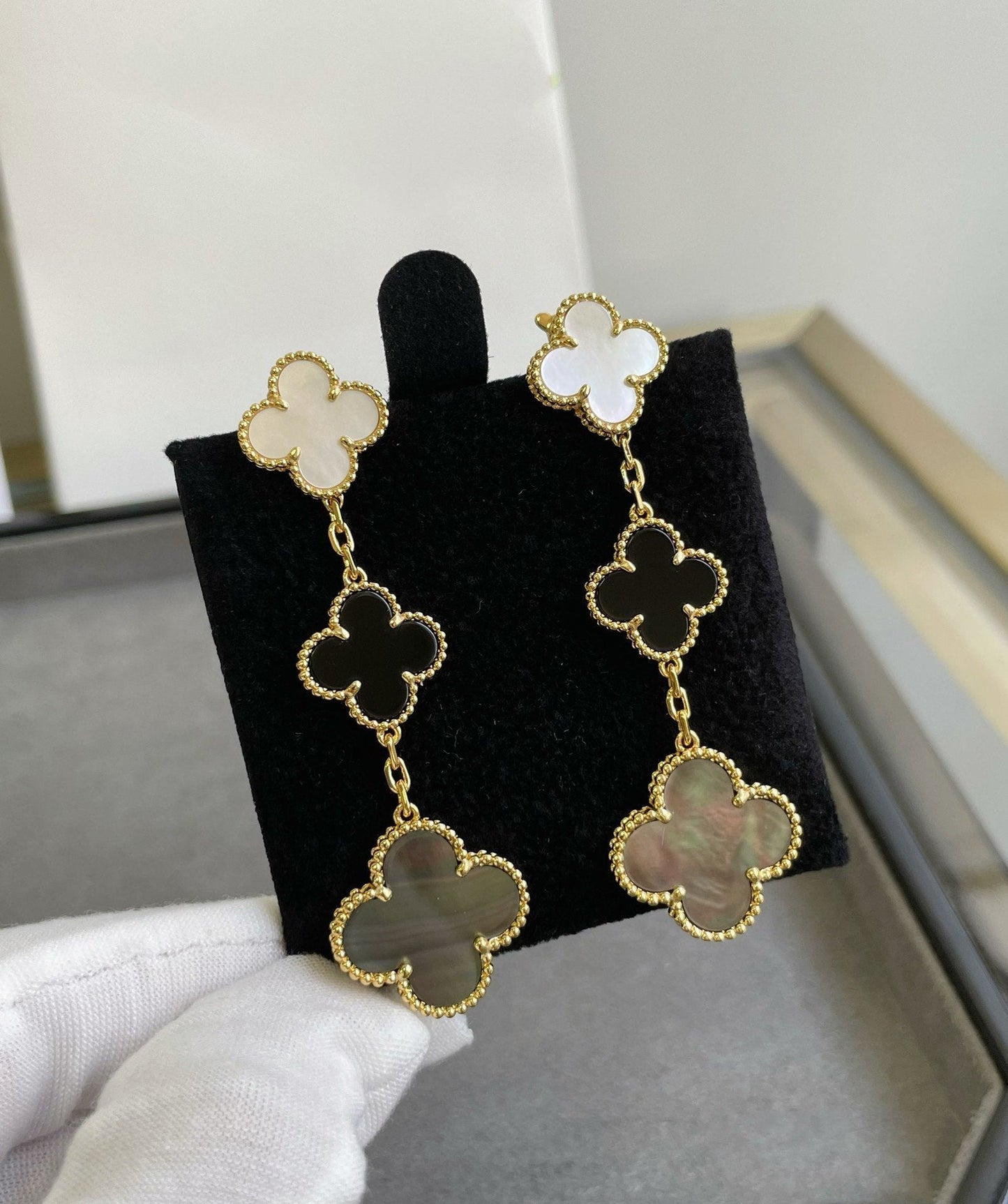 [Eterna Jewels]CLOVER 3 MOTIF MOP ONYX DARK MOP PINK GOLD EARRINGS