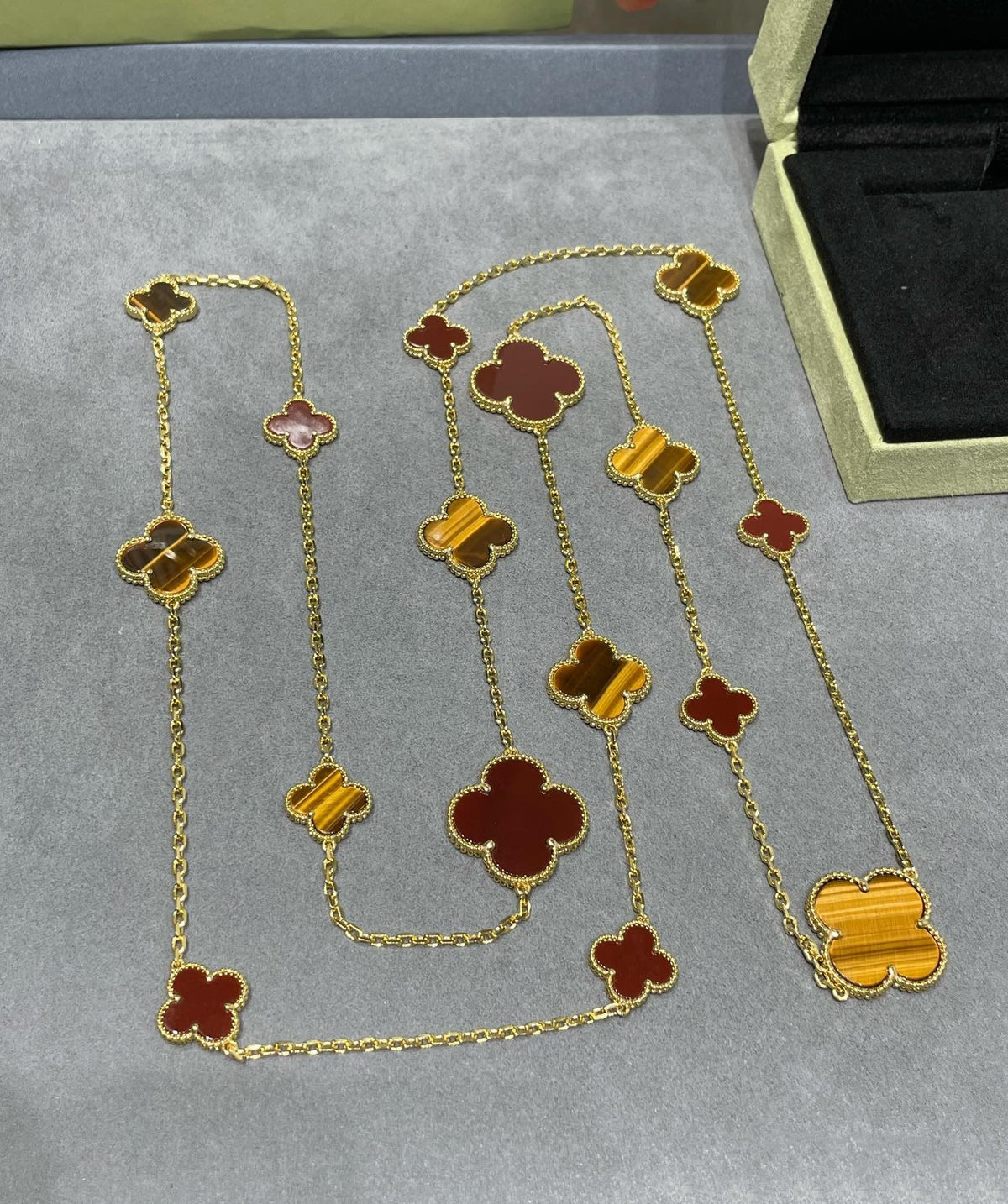 [Eterna Jewels]CLOVER 16 MOTIF CARNELIAN TIGER EYE ROSE GOLD NECKLACE