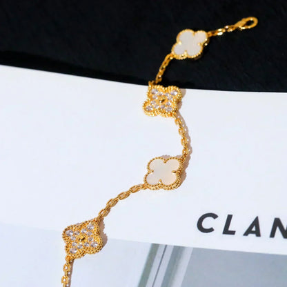 [Eterna Jewels]CLOVER WHITE PEARL MOP 5 MOTIF BRACELET COLLECTION