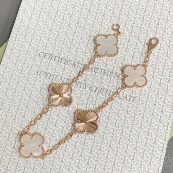 [Eterna Jewels]CLOVER WHITE PEARL MOP 5 MOTIF BRACELET COLLECTION