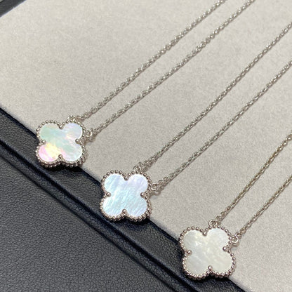 [Eterna Jewels]CLOVER MEDIUM SILVER WHITE MOP NECKLACE