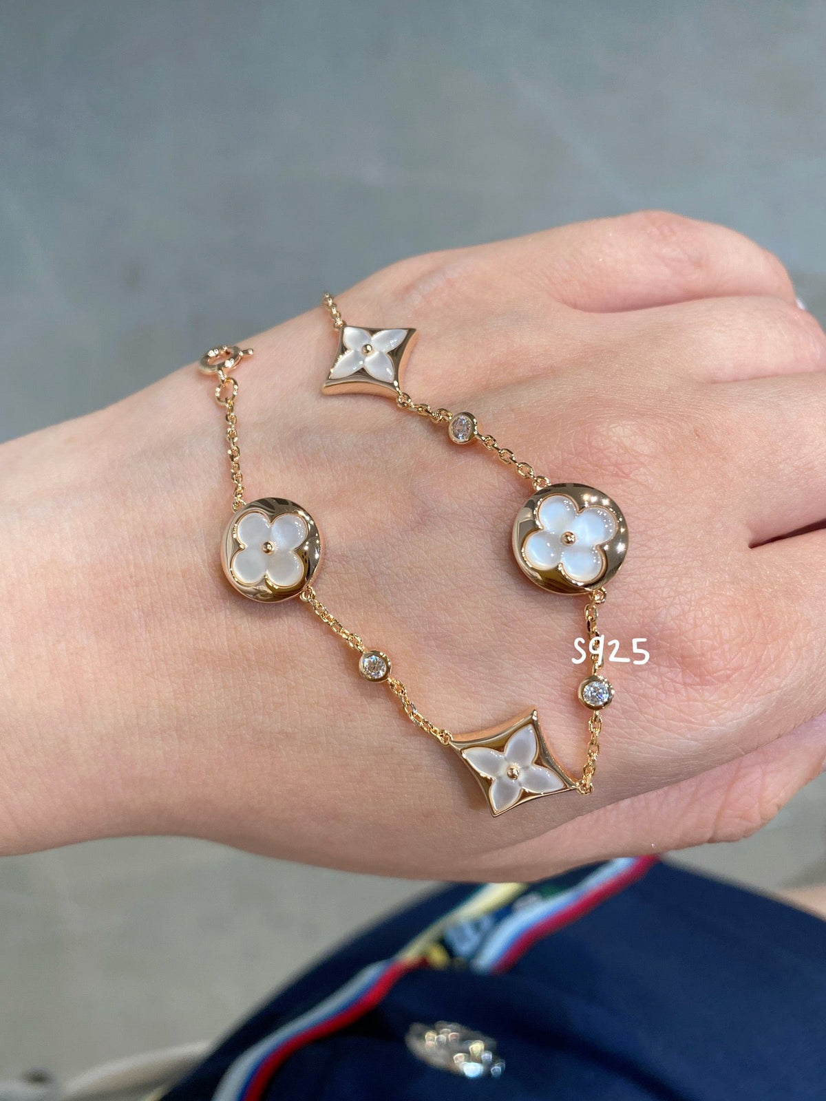 [Eterna Jewels]STAR AND SUN 4 MOTIF WHITE MOP PINK GOLD BRACELET