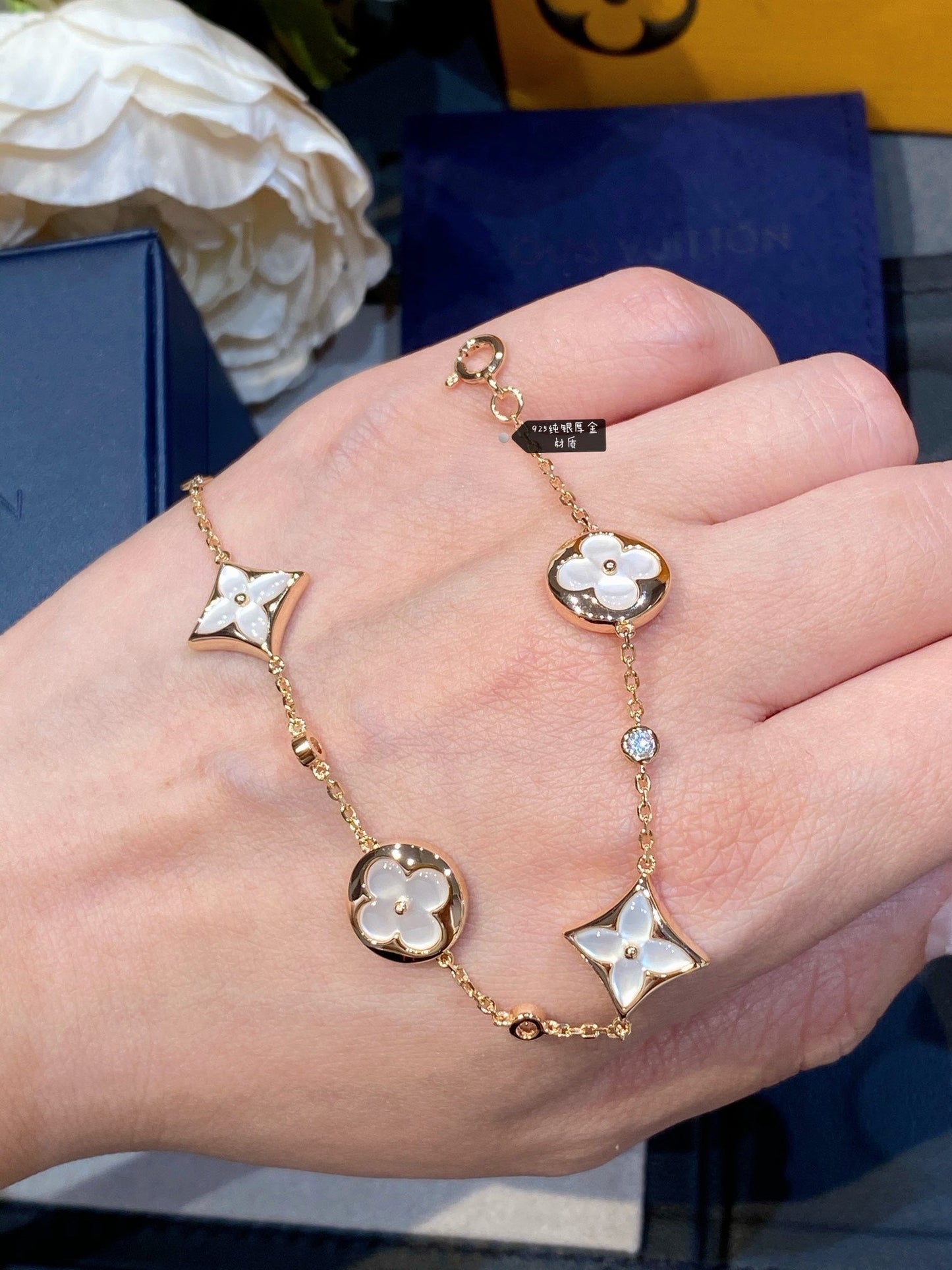 [Eterna Jewels]STAR AND SUN 4 MOTIF WHITE MOP PINK GOLD BRACELET