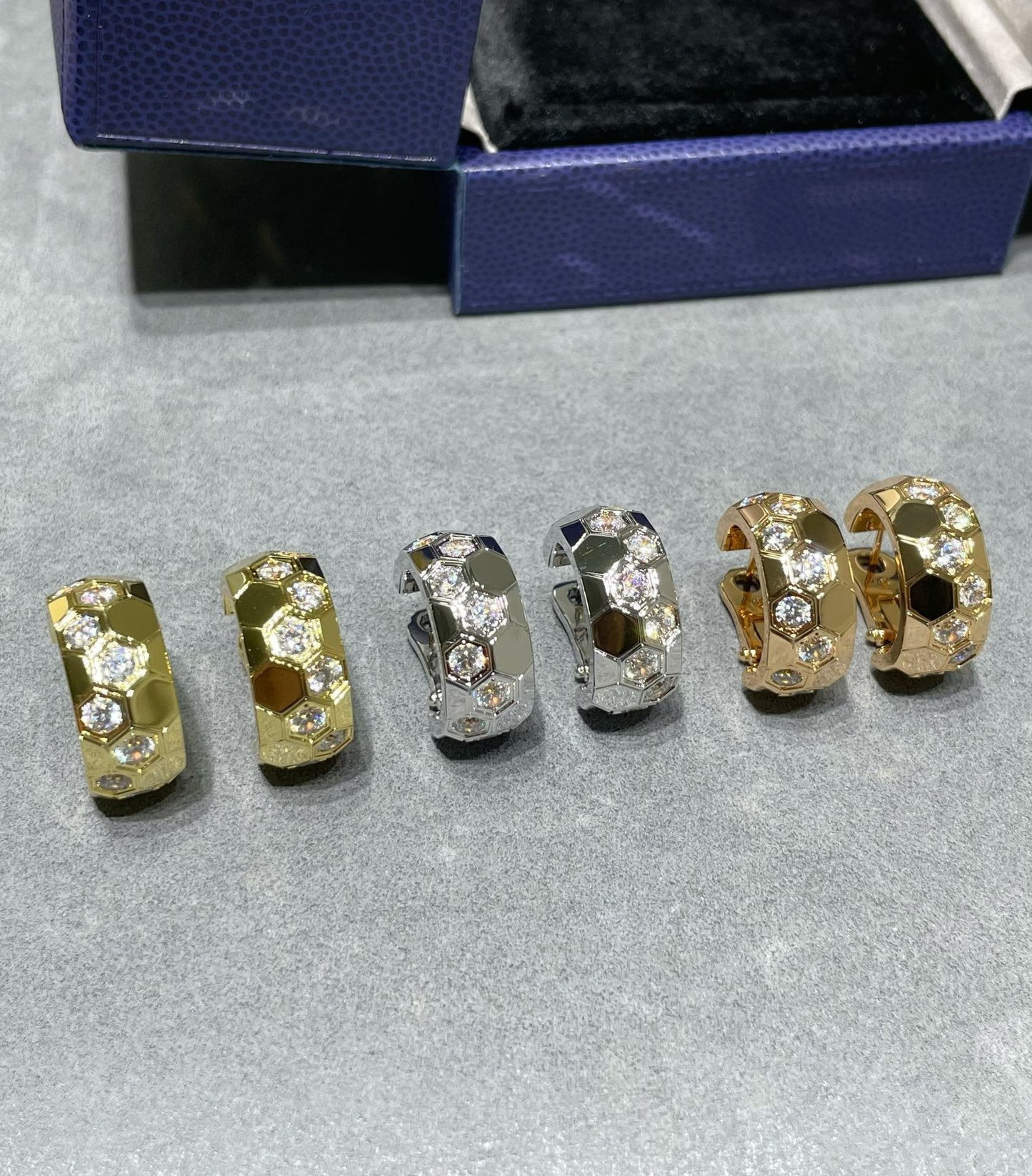 [Eterna Jewels]BEE LOVE DIAMOND HOOP EARRINGS
