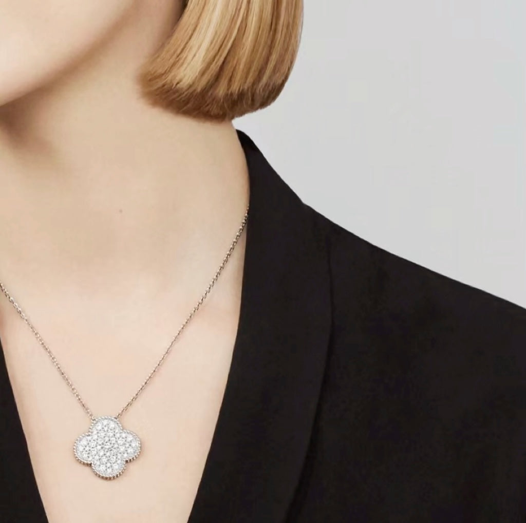 [Eterna Jewels]CLOVER 25MM LARGE PENDANT DIAMOND PAVED SILVER NECKLACE